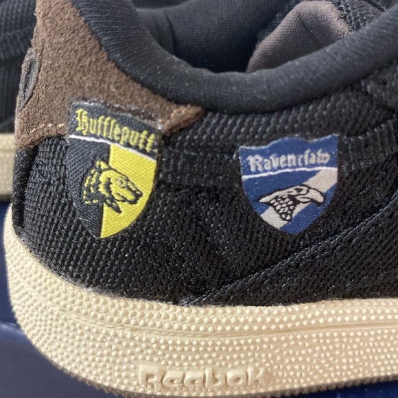 NIB Harry Potter Reebok toddler sneakers - Picture 3 of 8